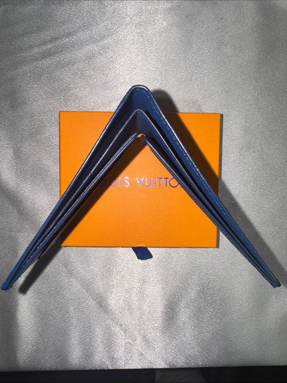 Louis Vuitton Slender Wallet Limited-Edition in "Basketball Blue"🔥New! - Picture 5 of 8